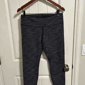 lululemon wunder under-Dark Heather Gray Leggings-thicker material-coco pique
